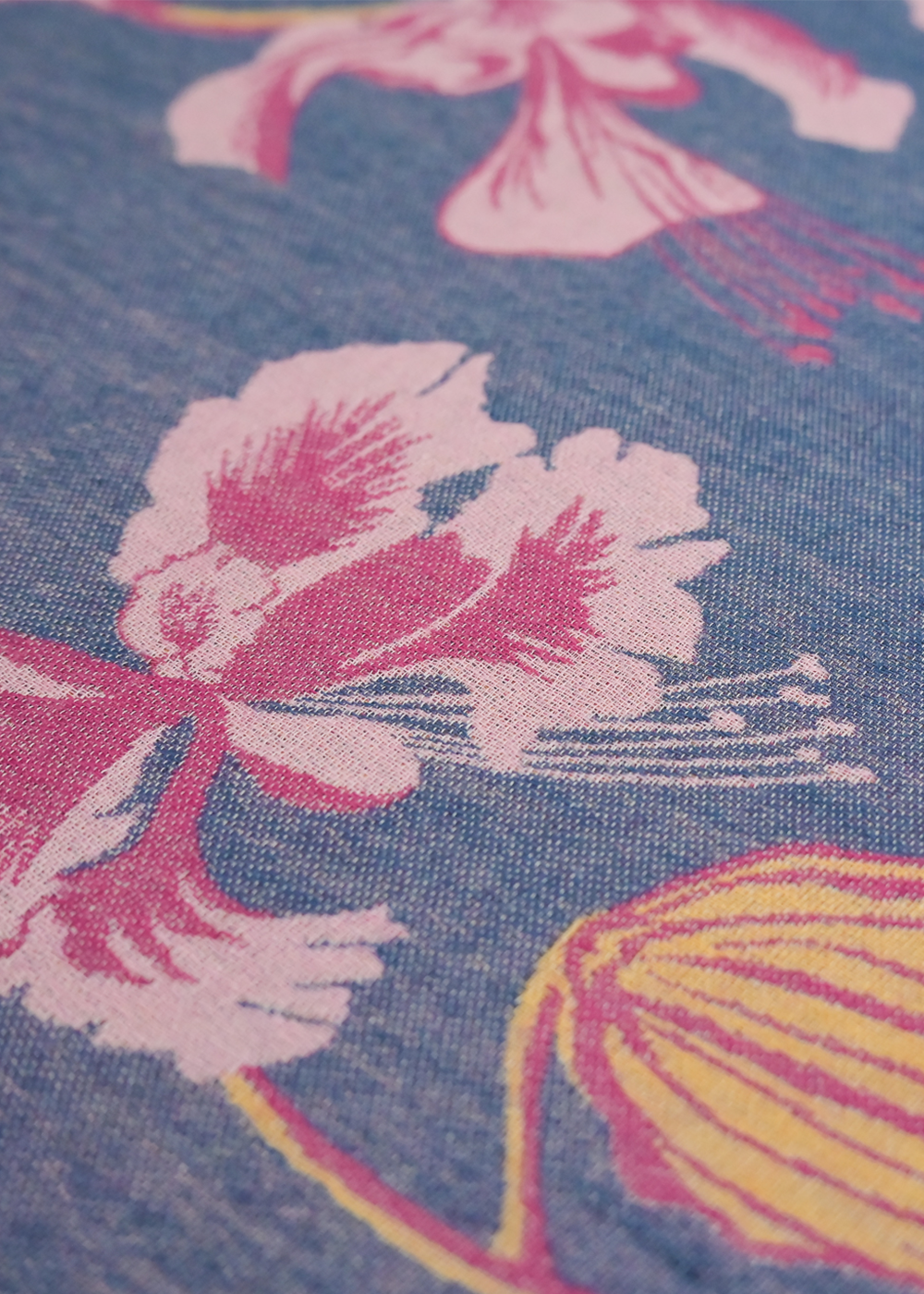 Heliconia | Wool & Cashmere Shawl