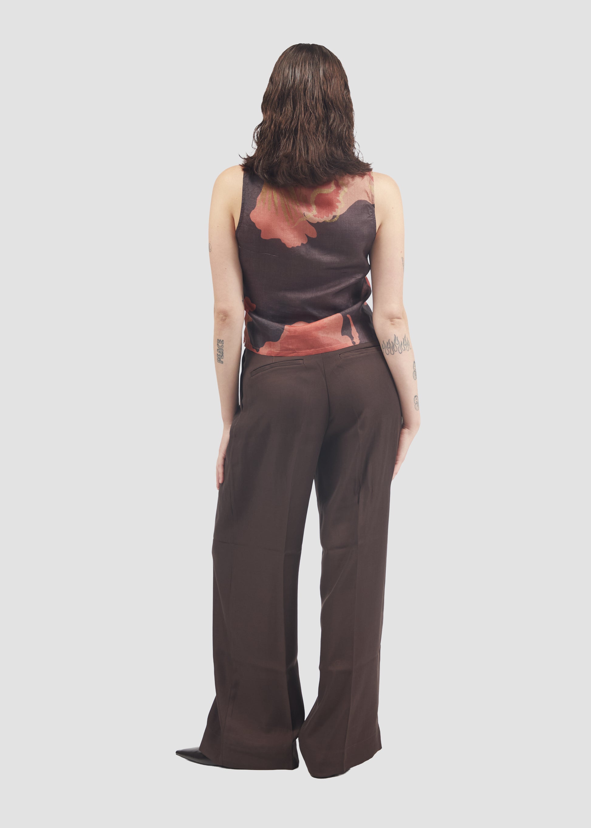Muscifera | Silk Sleeveless Top