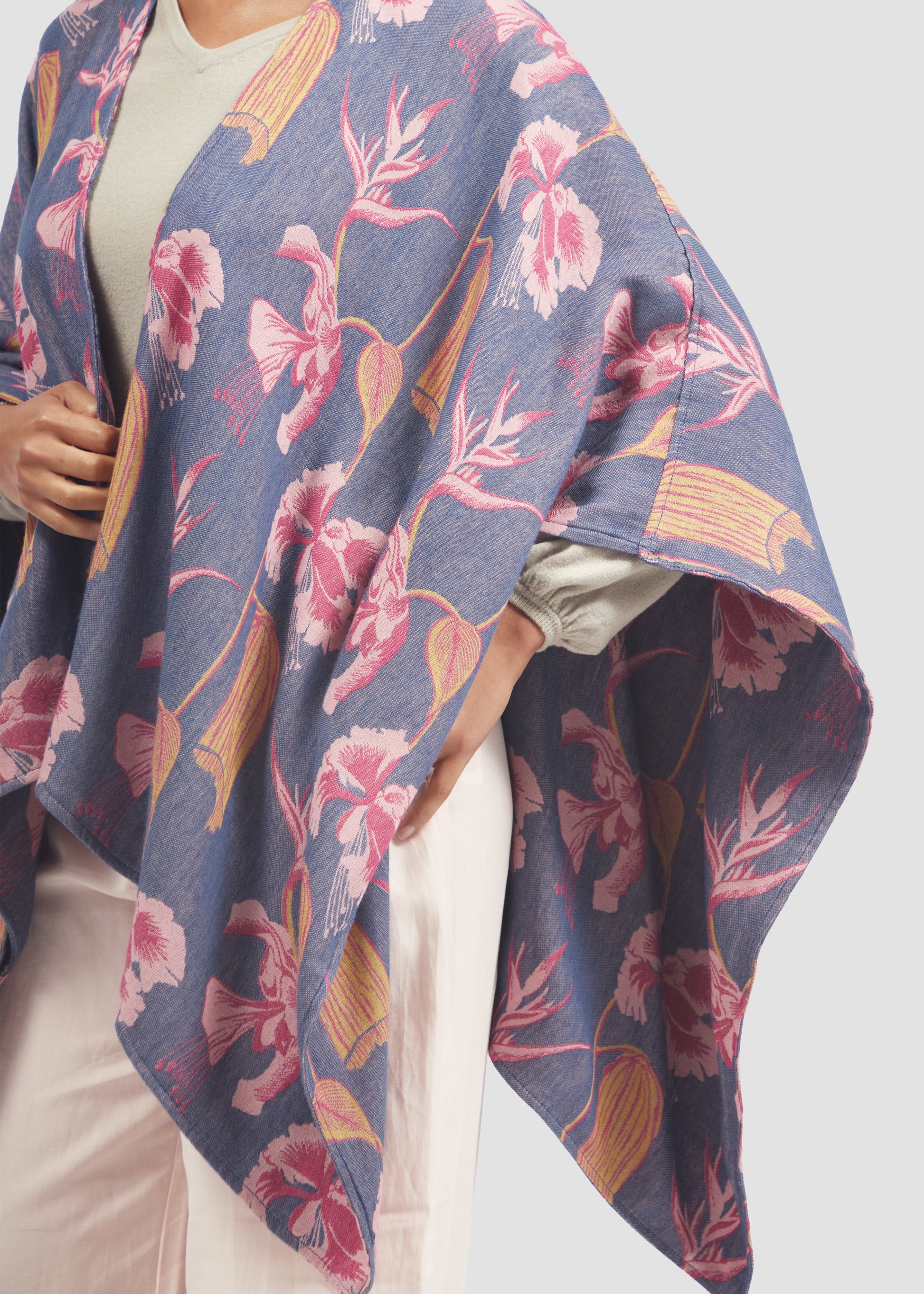 Heliconia | Wool & Cashmere Shawl