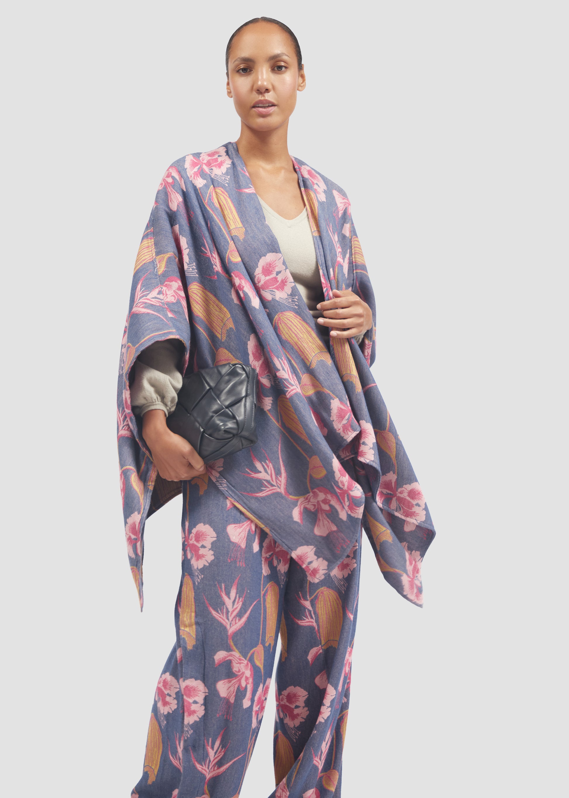 Heliconia | Wool & Cashmere Shawl